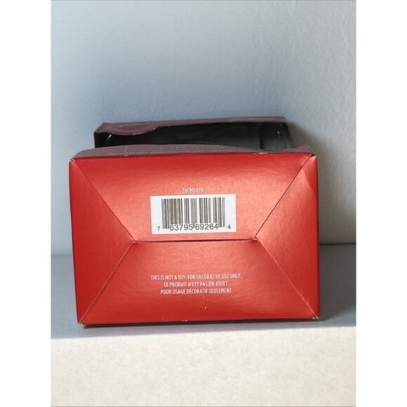 LIKE NEW Hallmark BLACK PANTHER Marvel Comics Resin Christmas Tree Ornament - Picture 6 of 6